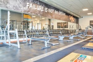 Kurzhantelbereich des Aachener Fitnessstudios WOF30 Pur